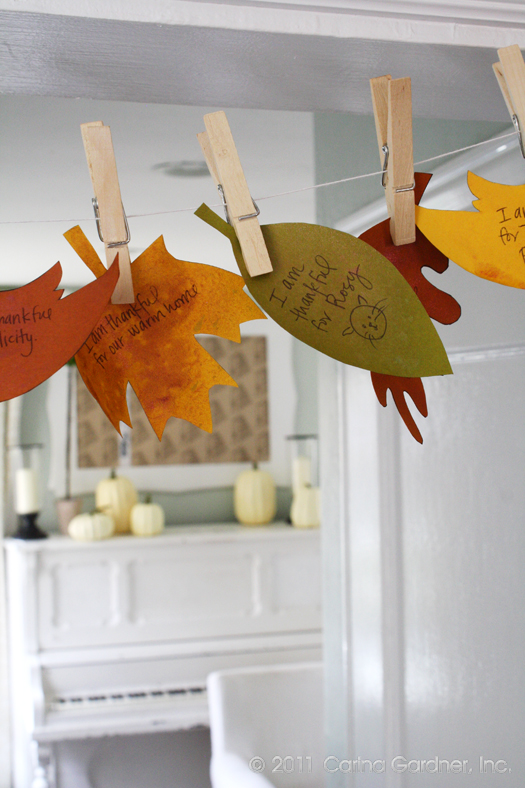 Easy DIY Thanksgiving Banner (Fall Paper Craft Ideas) - Bloom